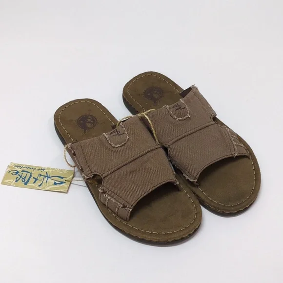 NWT Salt Life Men s Sandals